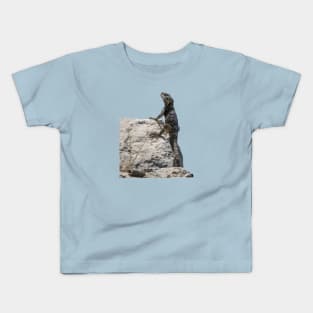 Lizard Sunbathing On A Rock Vector Kids T-Shirt